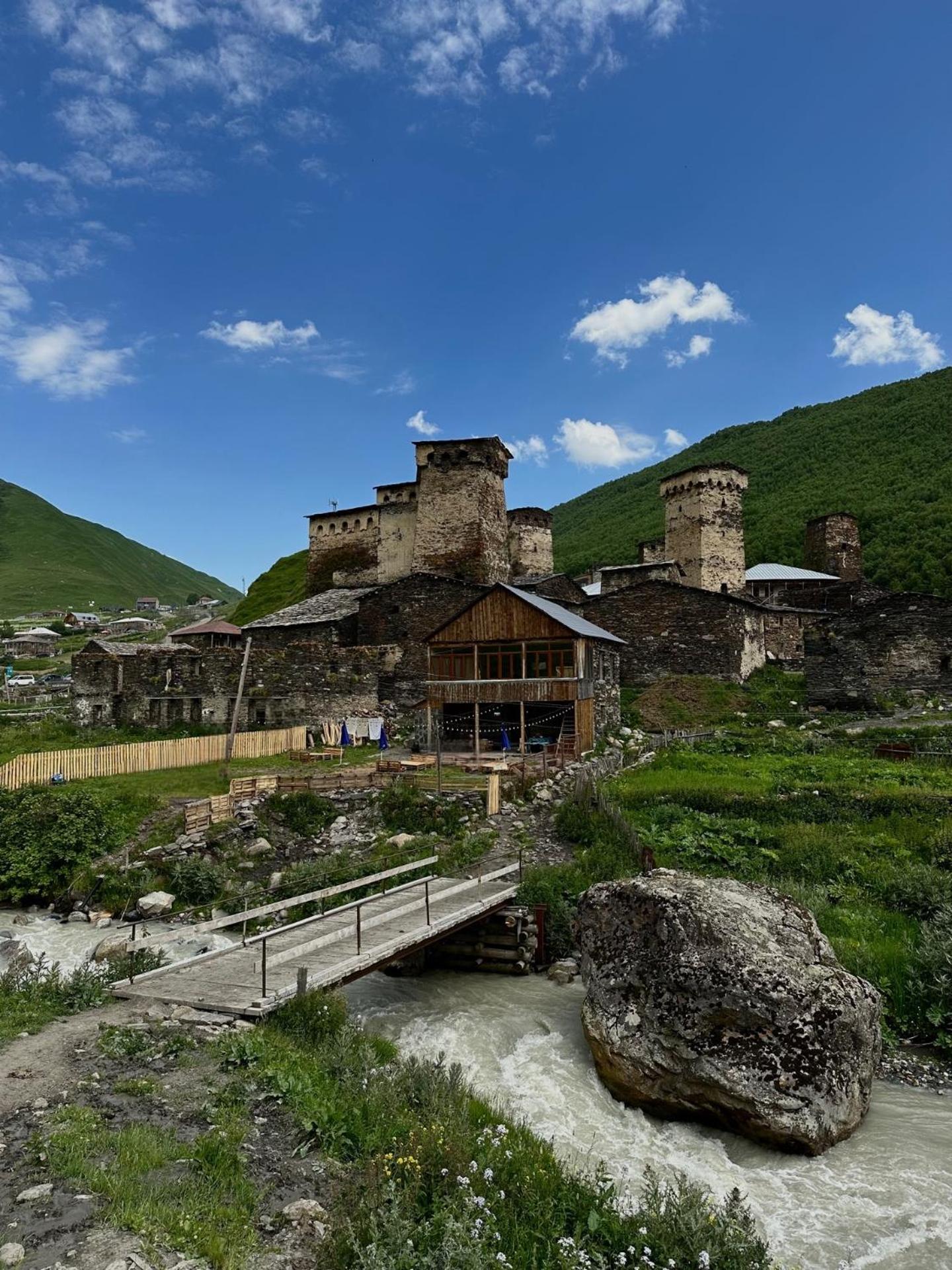 Отель Nanila Ушгули Экстерьер фото